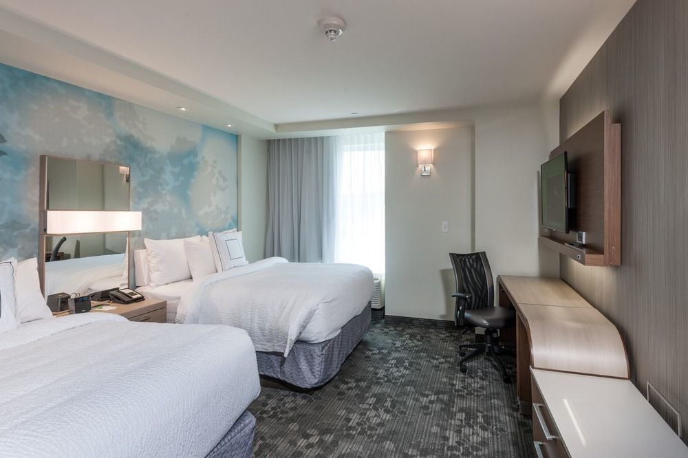 Courtyard By Marriott Boston Littleton Hotell Exteriör bild