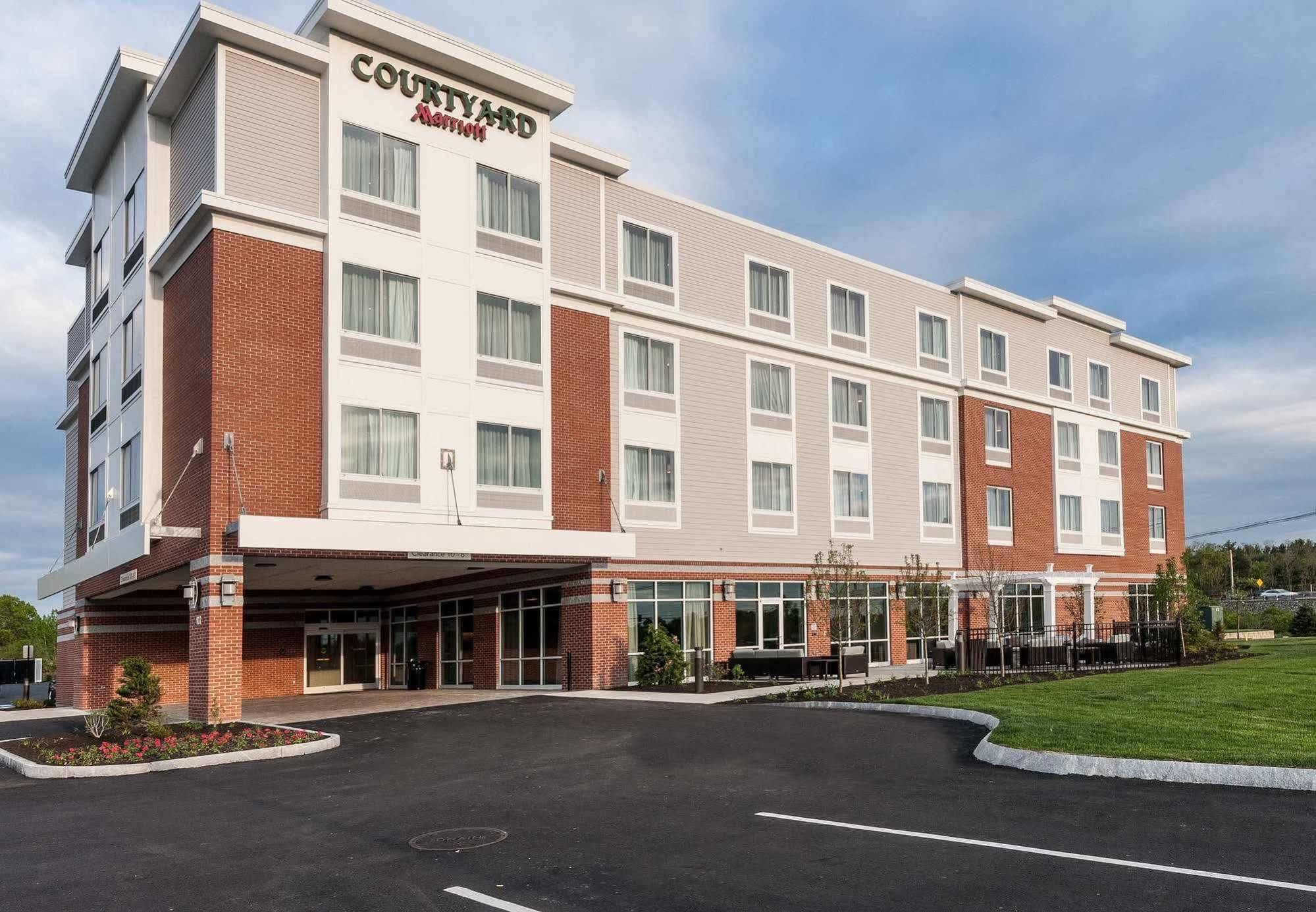 Courtyard By Marriott Boston Littleton Hotell Exteriör bild